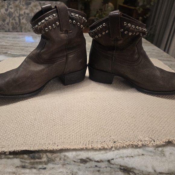 FRYE AND CO. Studded Dark Brown Ankle Boots - Picture 2 of 6